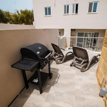 Narcisone Holiday Kerċem